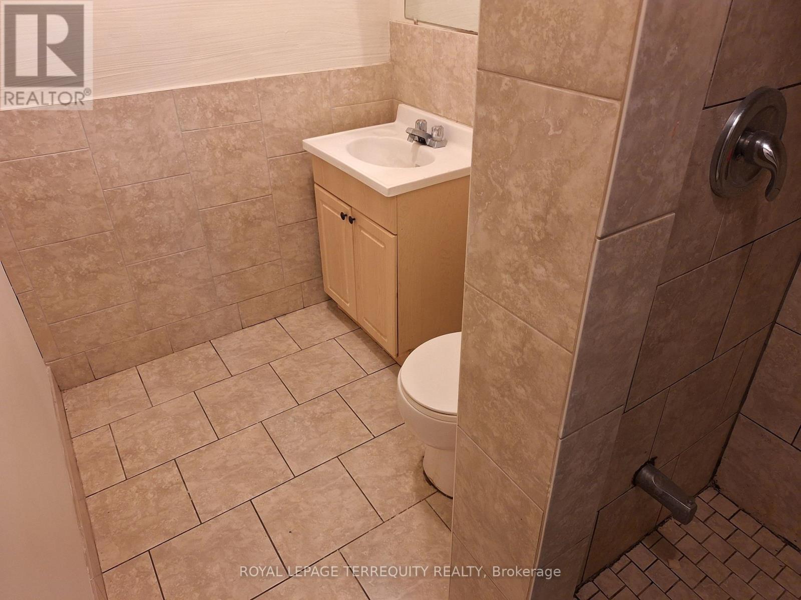 Lower Level - 706 Wilson Avenue, Toronto, Ontario  M3K 1E1 - Photo 6 - W12959268