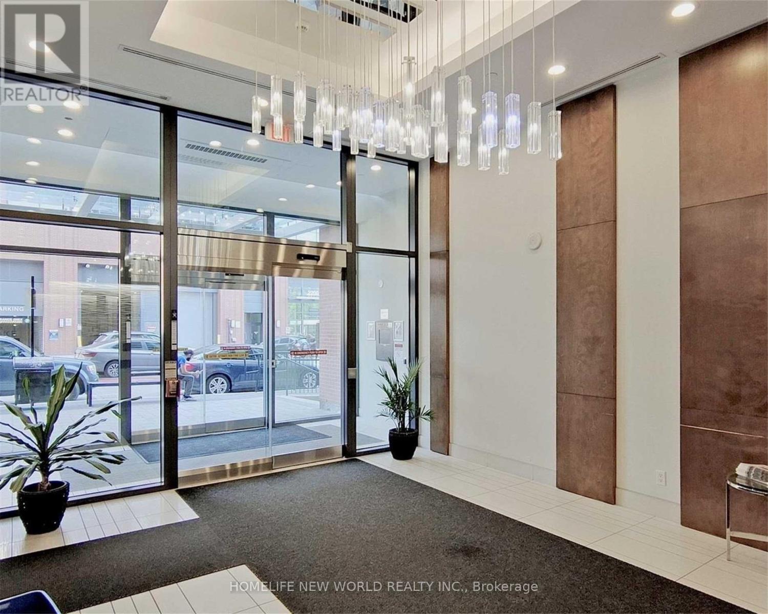 2005 - 2212 Lake Shore Boulevard W, Toronto, Ontario  M8V 1A4 - Photo 3 - W12959306