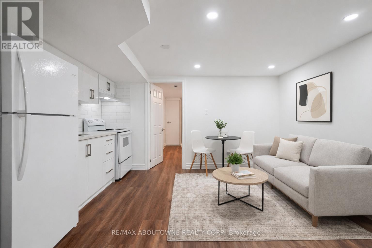 LOWER - 436 CONCORD AVENUE, Toronto, Ontario