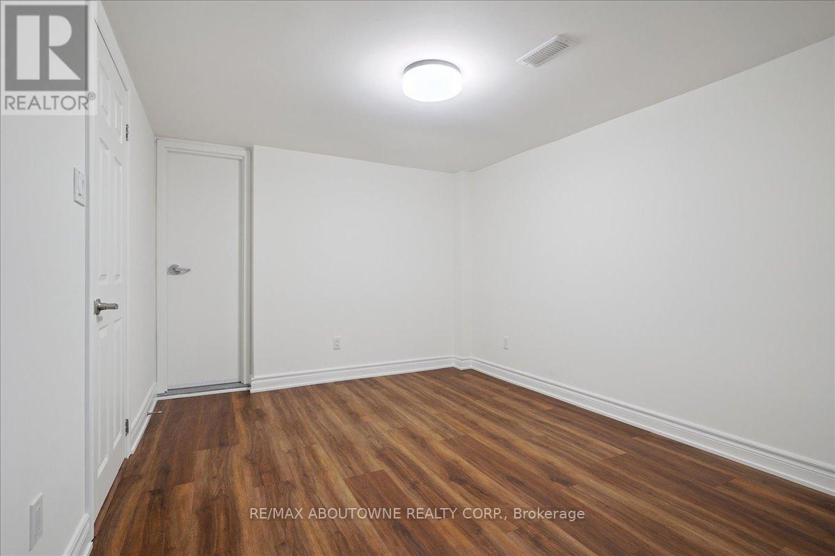 Lower - 436 Concord Avenue, Toronto, Ontario  M6H 2P8 - Photo 12 - W12959310