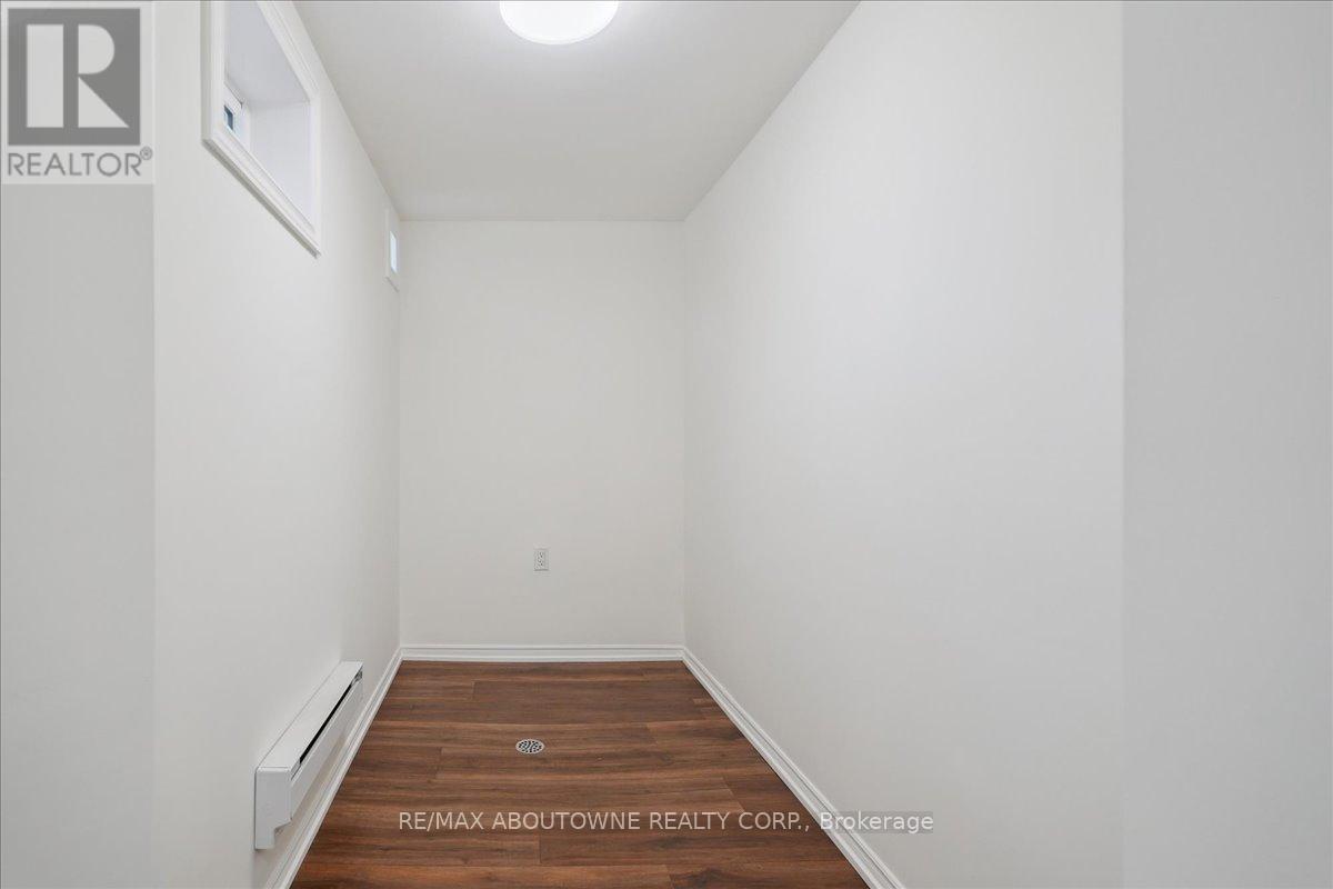 Lower - 436 Concord Avenue, Toronto, Ontario  M6H 2P8 - Photo 17 - W12959310