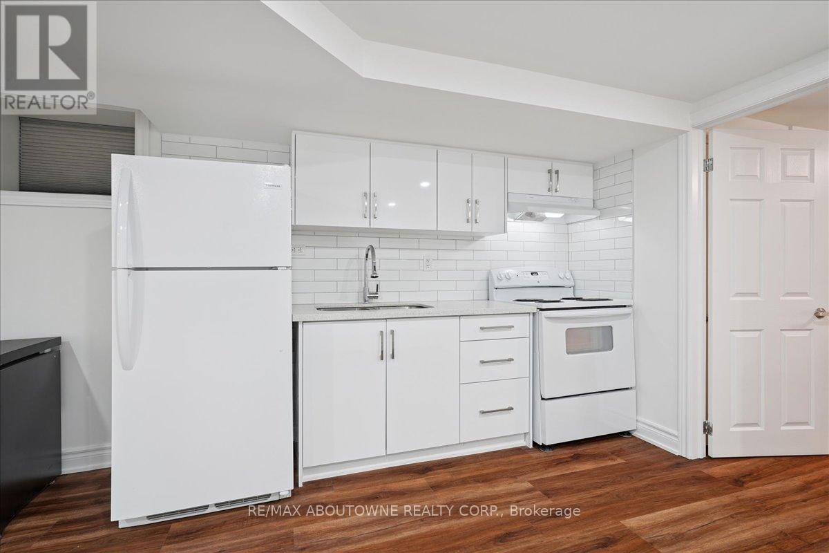 Lower - 436 Concord Avenue, Toronto, Ontario  M6H 2P8 - Photo 8 - W12959310