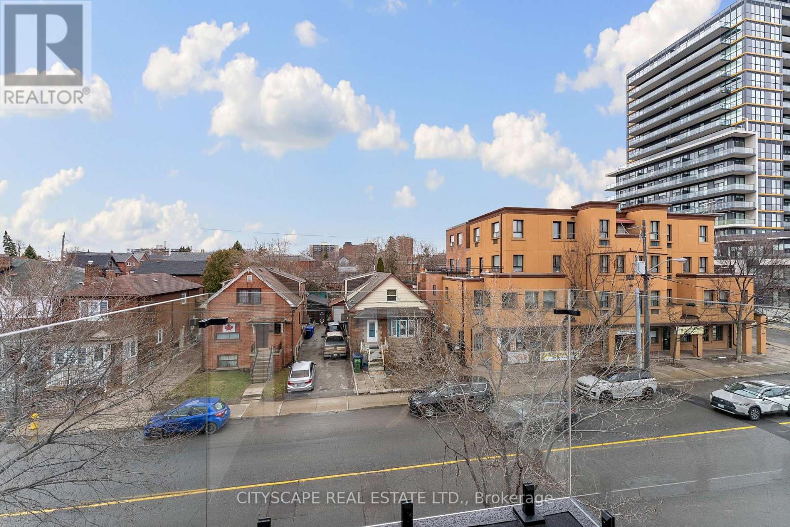 2 - Main - 589 Oakwood Avenue, Toronto, Ontario  M6E 2X8 - Photo 33 - C12954410