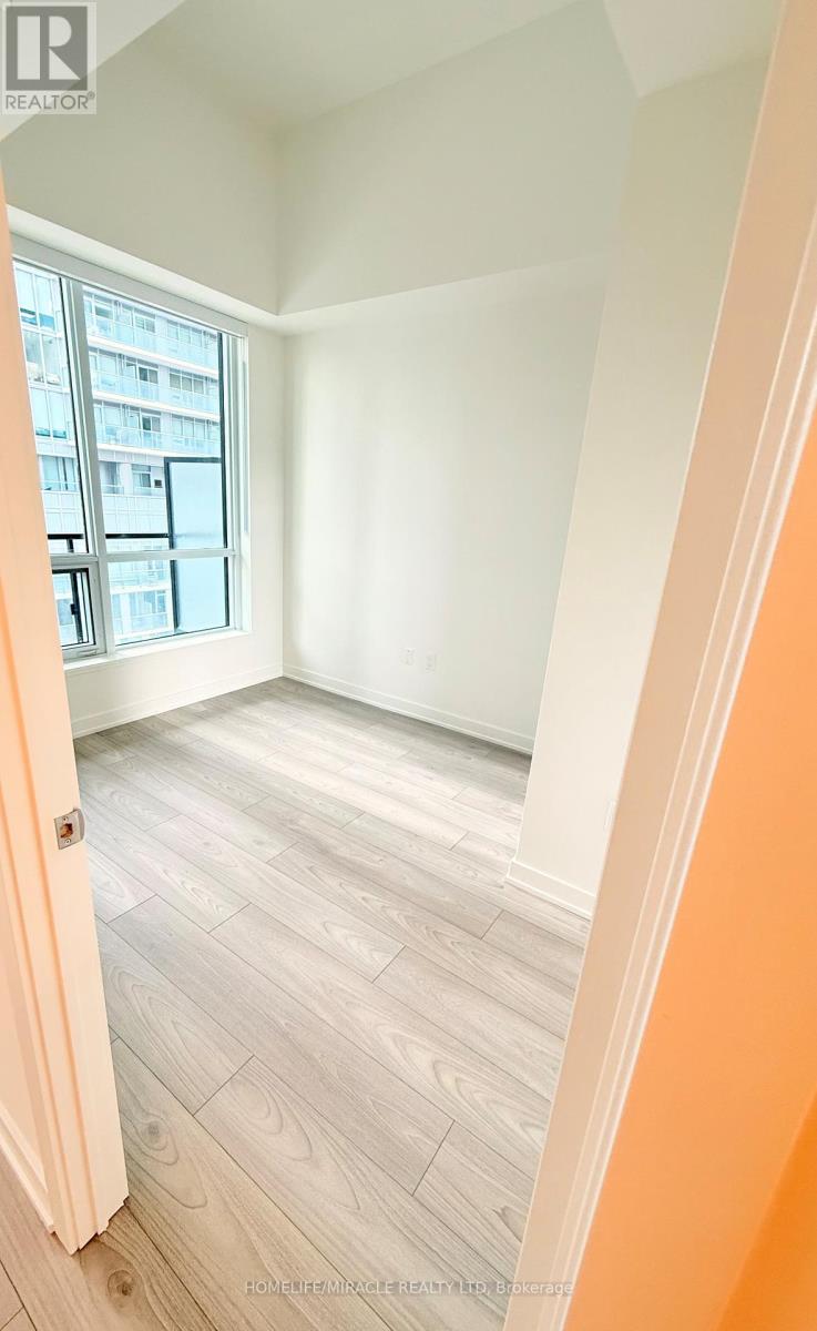 601 - 110 Broadway Avenue, Toronto, Ontario  M4P 1V7 - Photo 4 - C12957588