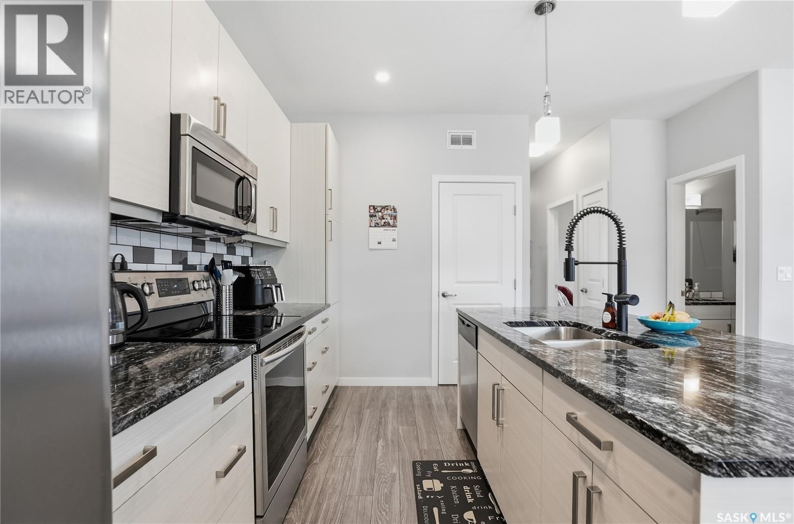 483 Boykowich Street, Saskatoon, Saskatchewan  S7W 0S6 - Photo 5 - SK032104