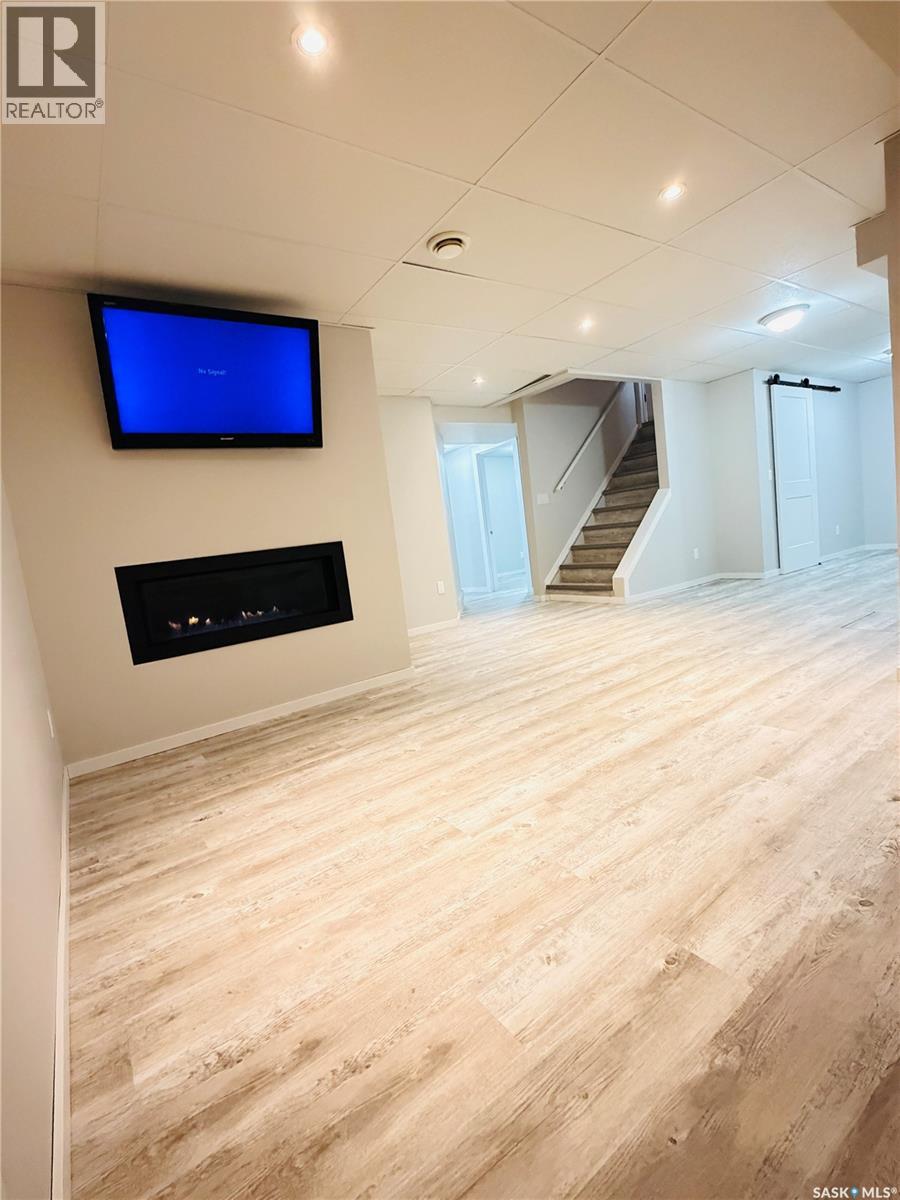 33 Willowview Street, Regina, Saskatchewan  S4R 5K2 - Photo 18 - SK032085