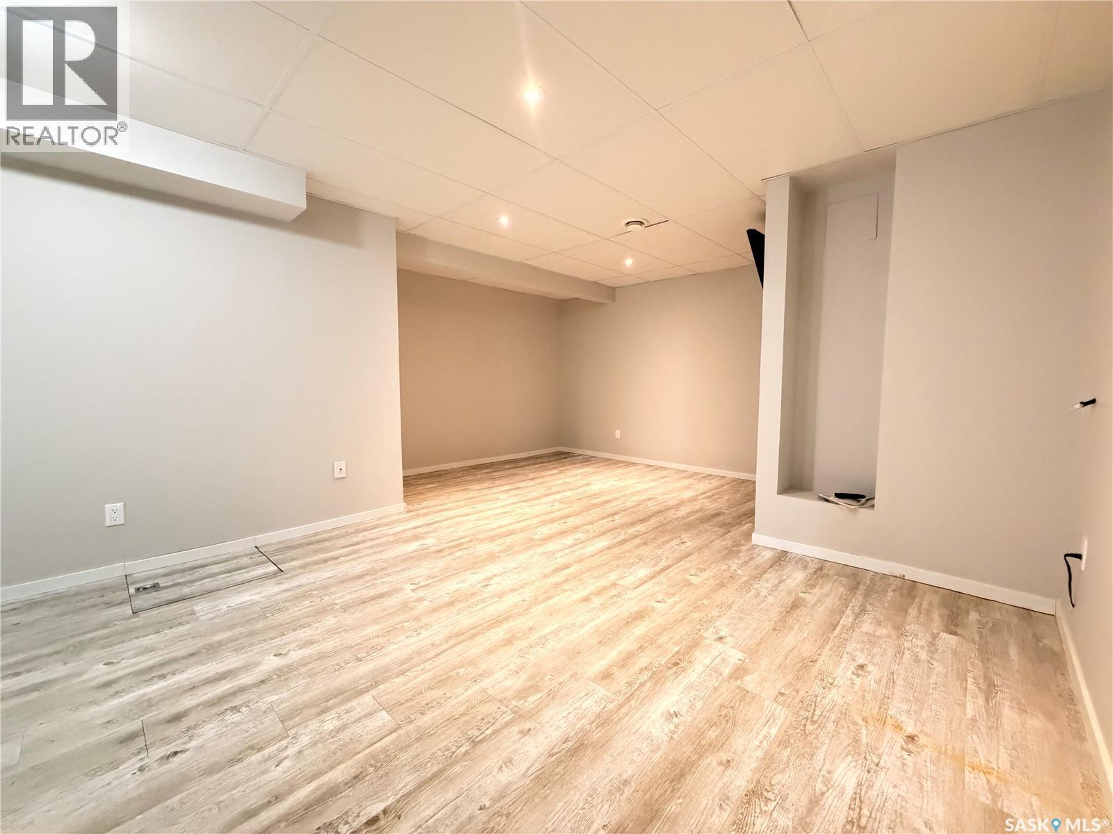 33 Willowview Street, Regina, Saskatchewan  S4R 5K2 - Photo 21 - SK032085