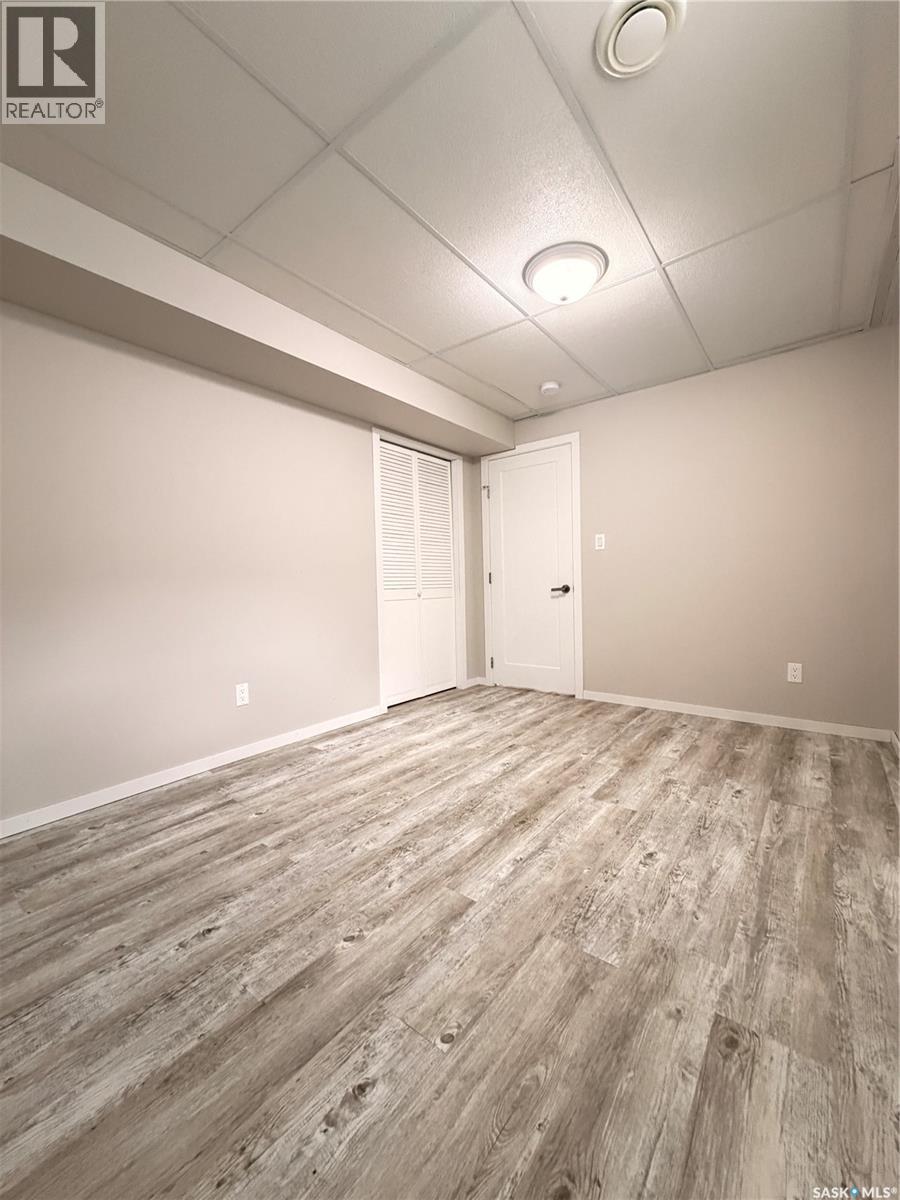 33 Willowview Street, Regina, Saskatchewan  S4R 5K2 - Photo 23 - SK032085