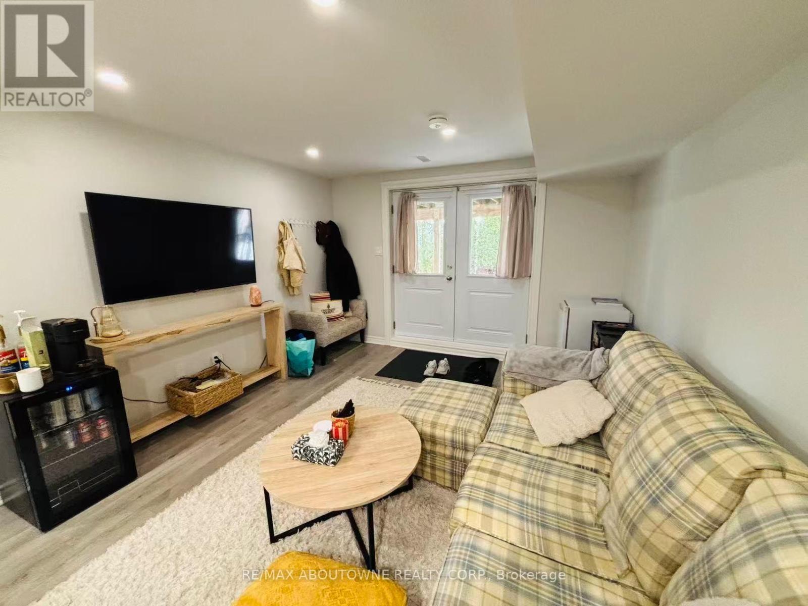 Basement - 84 Doyle Drive, Guelph, Ontario  N1G 5B9 - Photo 2 - X12959290