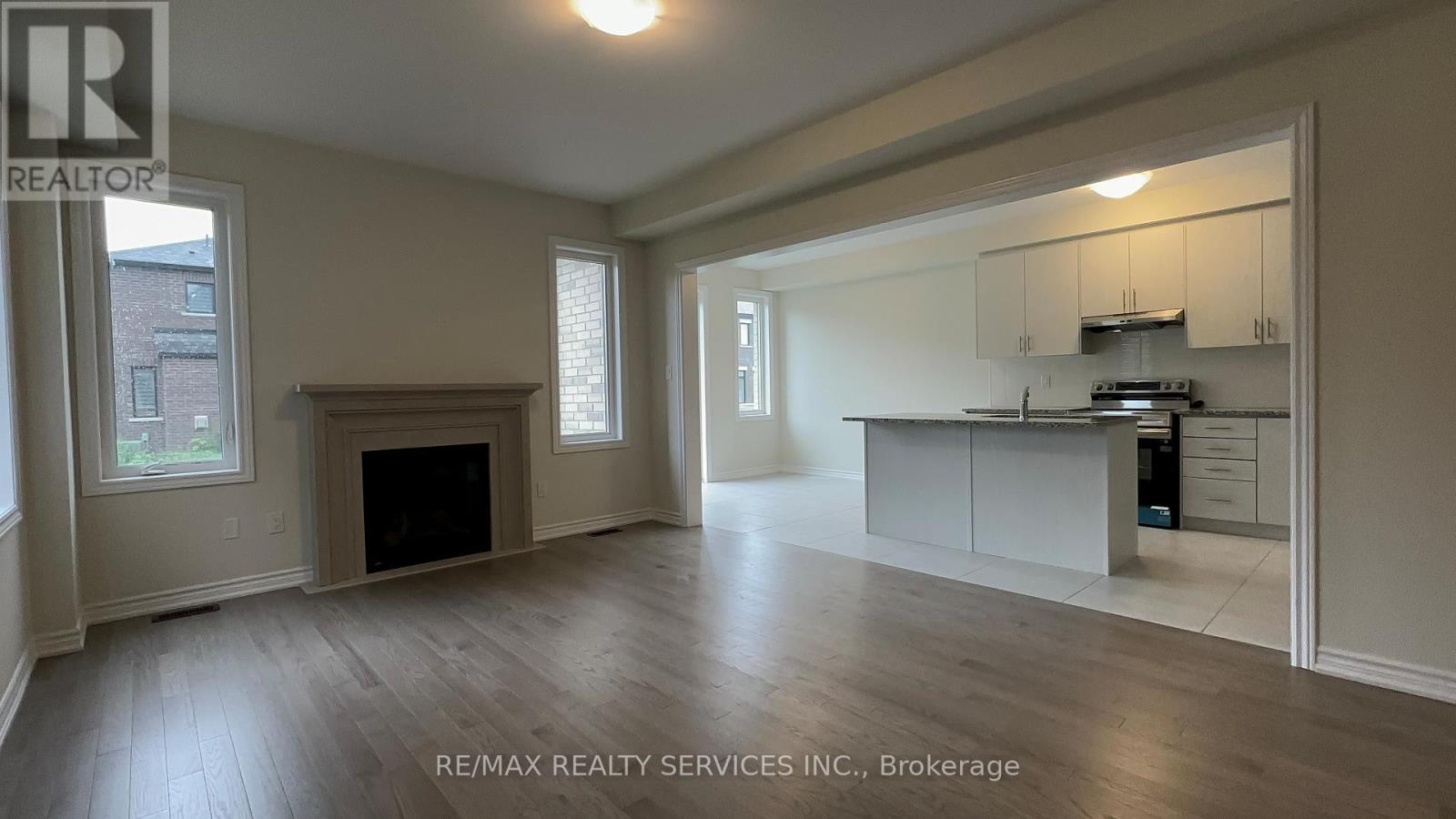 10 Molnar Crescent, Brant, Ontario  N3T 0X3 - Photo 12 - X12959312