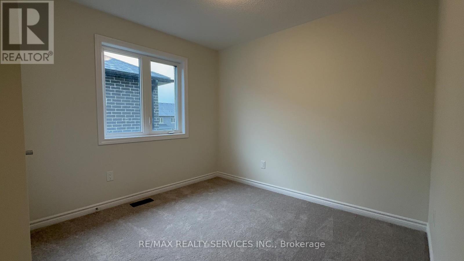 10 Molnar Crescent, Brant, Ontario  N3T 0X3 - Photo 20 - X12959312