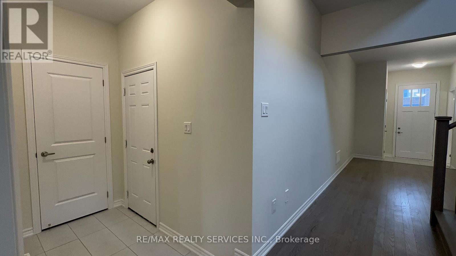 10 Molnar Crescent, Brant, Ontario  N3T 0X3 - Photo 8 - X12959312