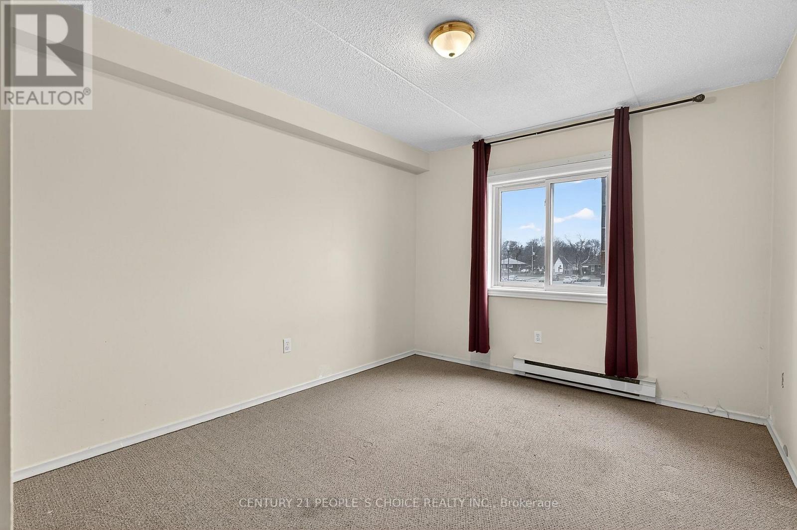 210 - 72 Main Street E, Port Colborne, Ontario  L3K 5Z8 - Photo 21 - X12937792