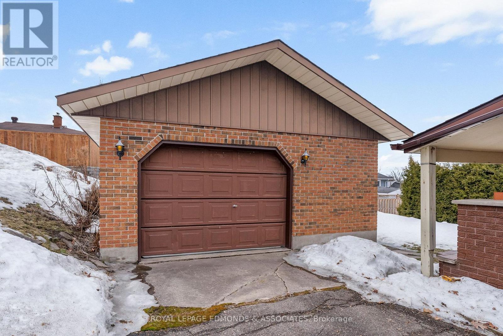 90 Deacon Street, Pembroke, Ontario  K8A 2J4 - Photo 35 - X12870448