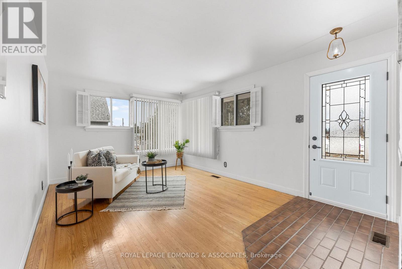 90 Deacon Street, Pembroke, Ontario  K8A 2J4 - Photo 8 - X12870448