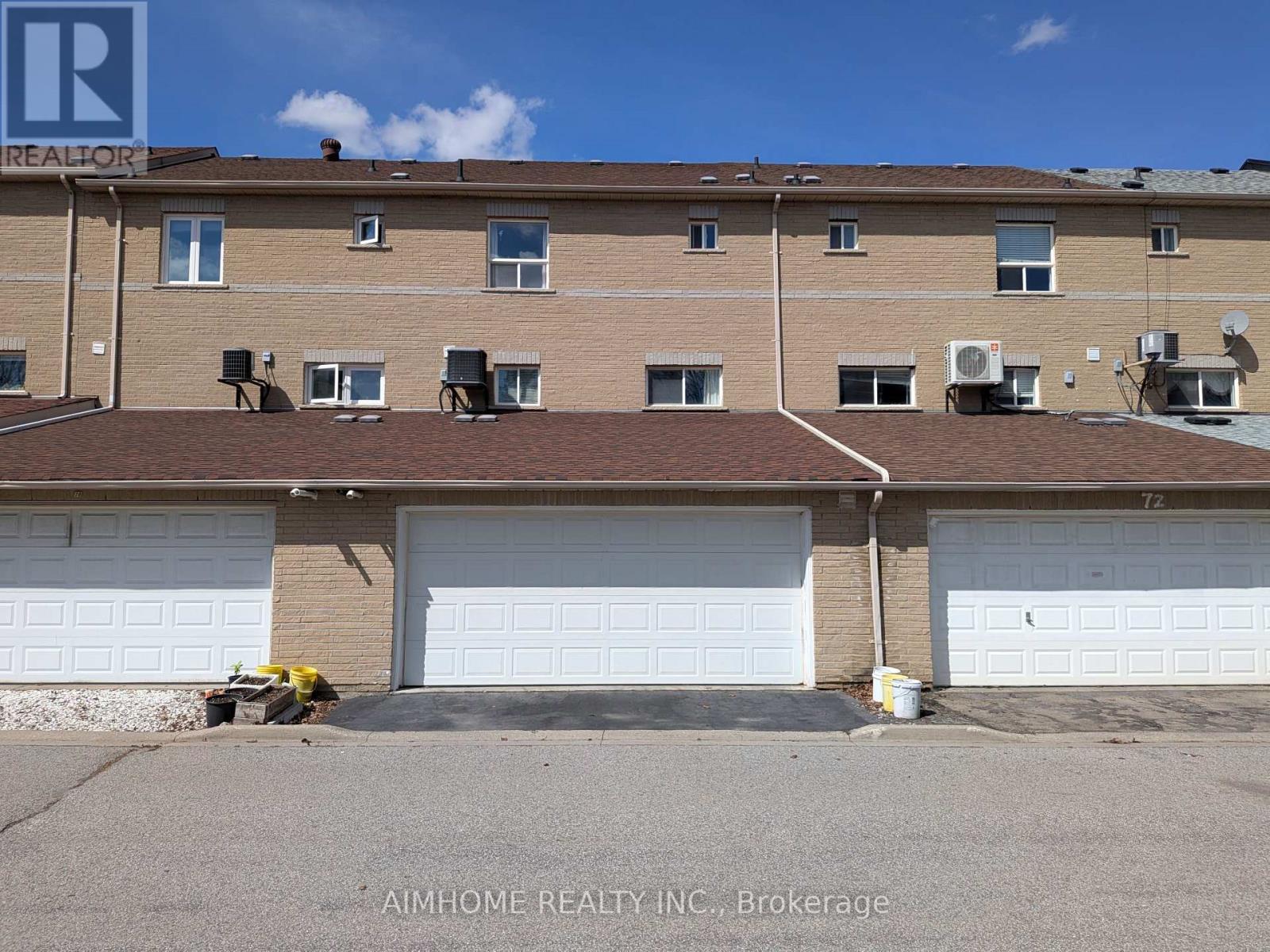 74 Sunway Square, Markham (Raymerville), Ontario  L3P 7X5 - Photo 3 - N12955456