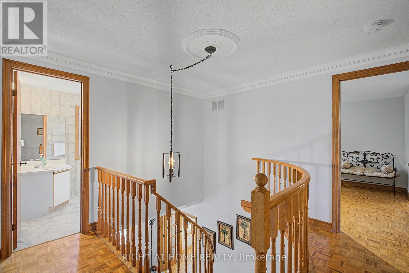 9 Lady Diana Court, Whitchurch-Stouffville, Ontario  L4A 2C9 - Photo 21 - N12959278