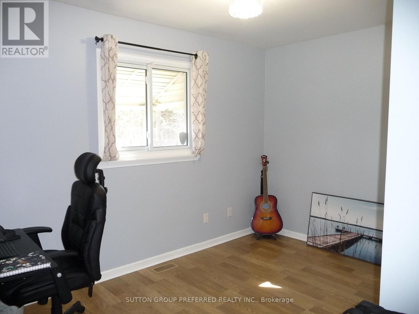 96 Beechbank Crescent, London South, Ontario  N6E 2P3 - Photo 14 - X12959384