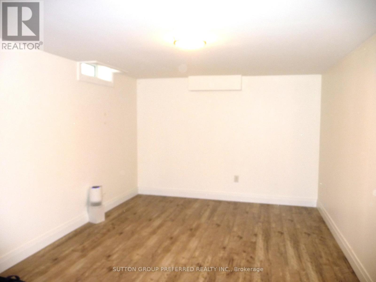 96 Beechbank Crescent, London South, Ontario  N6E 2P3 - Photo 16 - X12959384