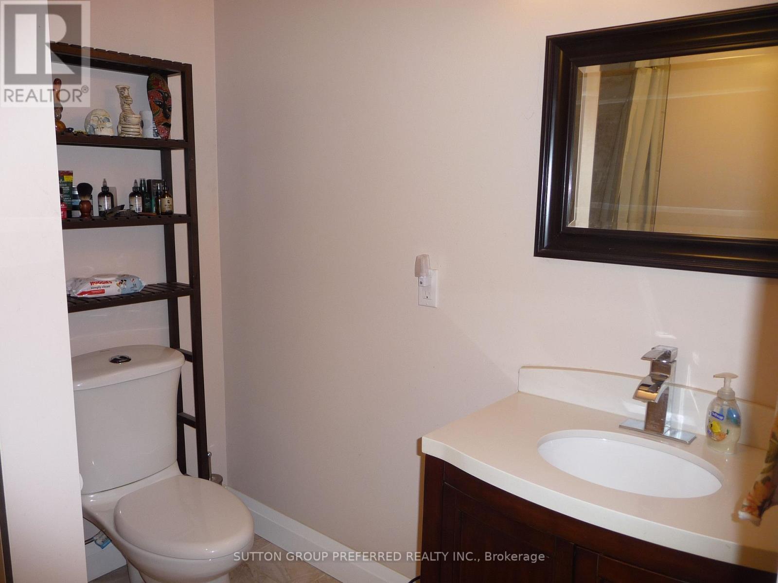 96 Beechbank Crescent, London South, Ontario  N6E 2P3 - Photo 17 - X12959384