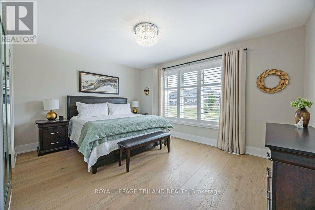 1566 Ed Ervasti Lane, London South, Ontario  N6K 5R7 - Photo 23 - X12959402