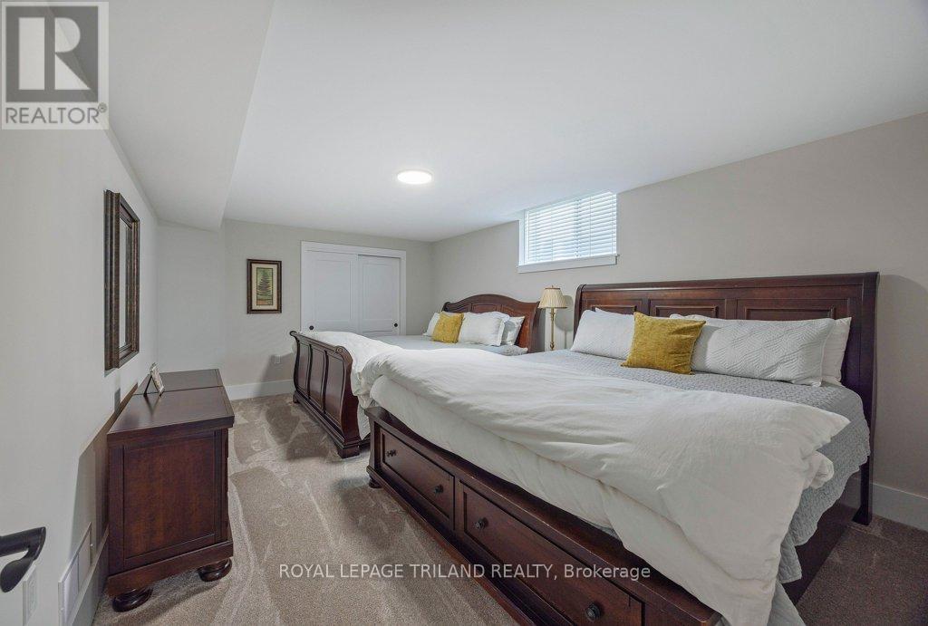 1566 Ed Ervasti Lane, London South, Ontario  N6K 5R7 - Photo 31 - X12959402