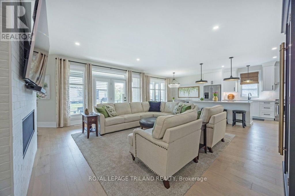 1566 Ed Ervasti Lane, London South, Ontario  N6K 5R7 - Photo 8 - X12959402