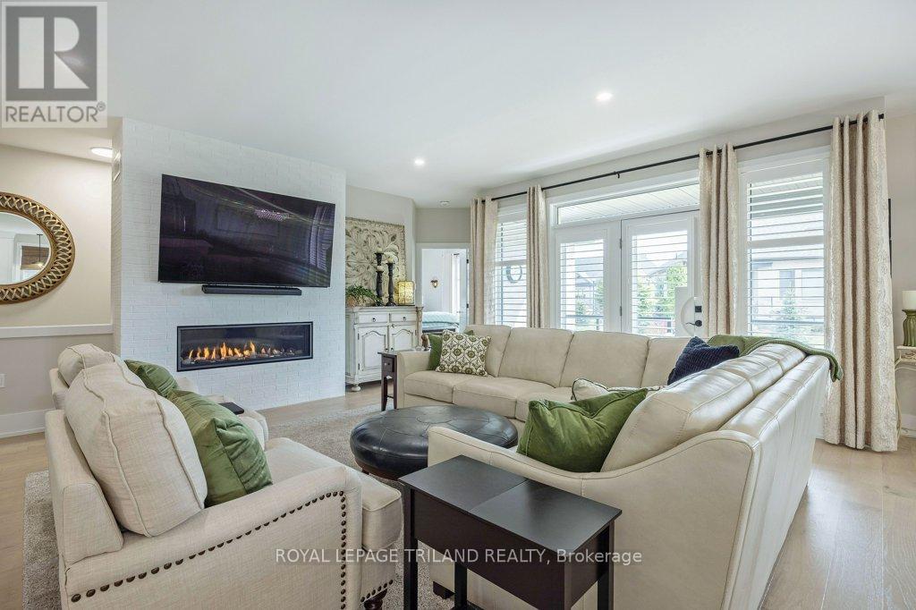 1566 Ed Ervasti Lane, London South, Ontario  N6K 5R7 - Photo 9 - X12959402