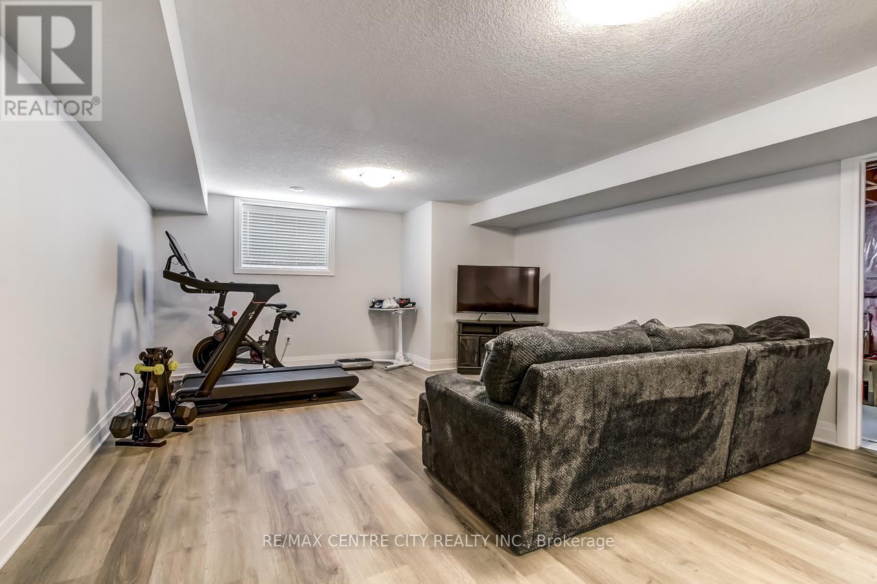 35 - 63 Compass Trail, Central Elgin, Ontario  N5L 0B4 - Photo 24 - X12959518