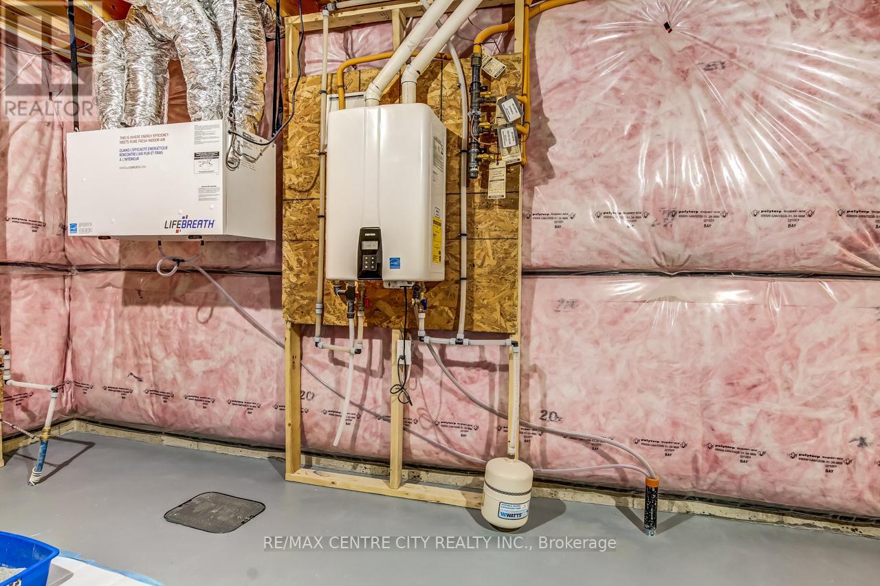 35 - 63 Compass Trail, Central Elgin, Ontario  N5L 0B4 - Photo 26 - X12959518