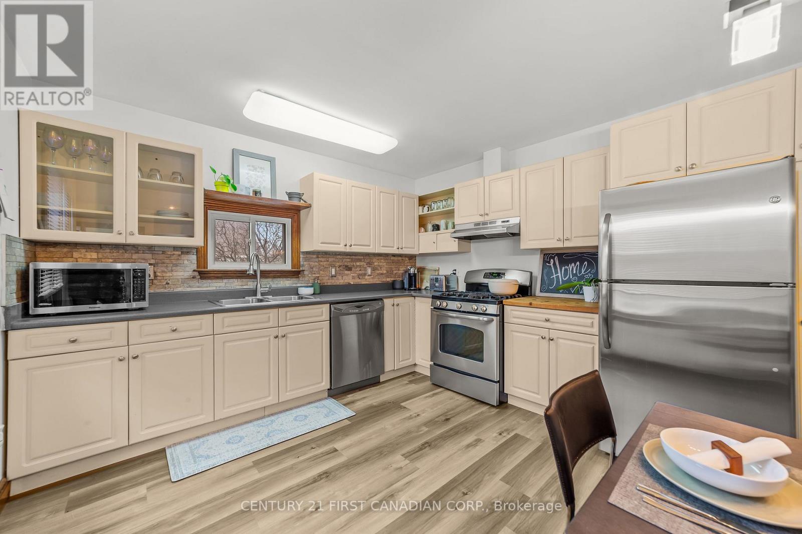 39 Raywood Avenue, London South, Ontario  N6C 1Y6 - Photo 15 - X12959540