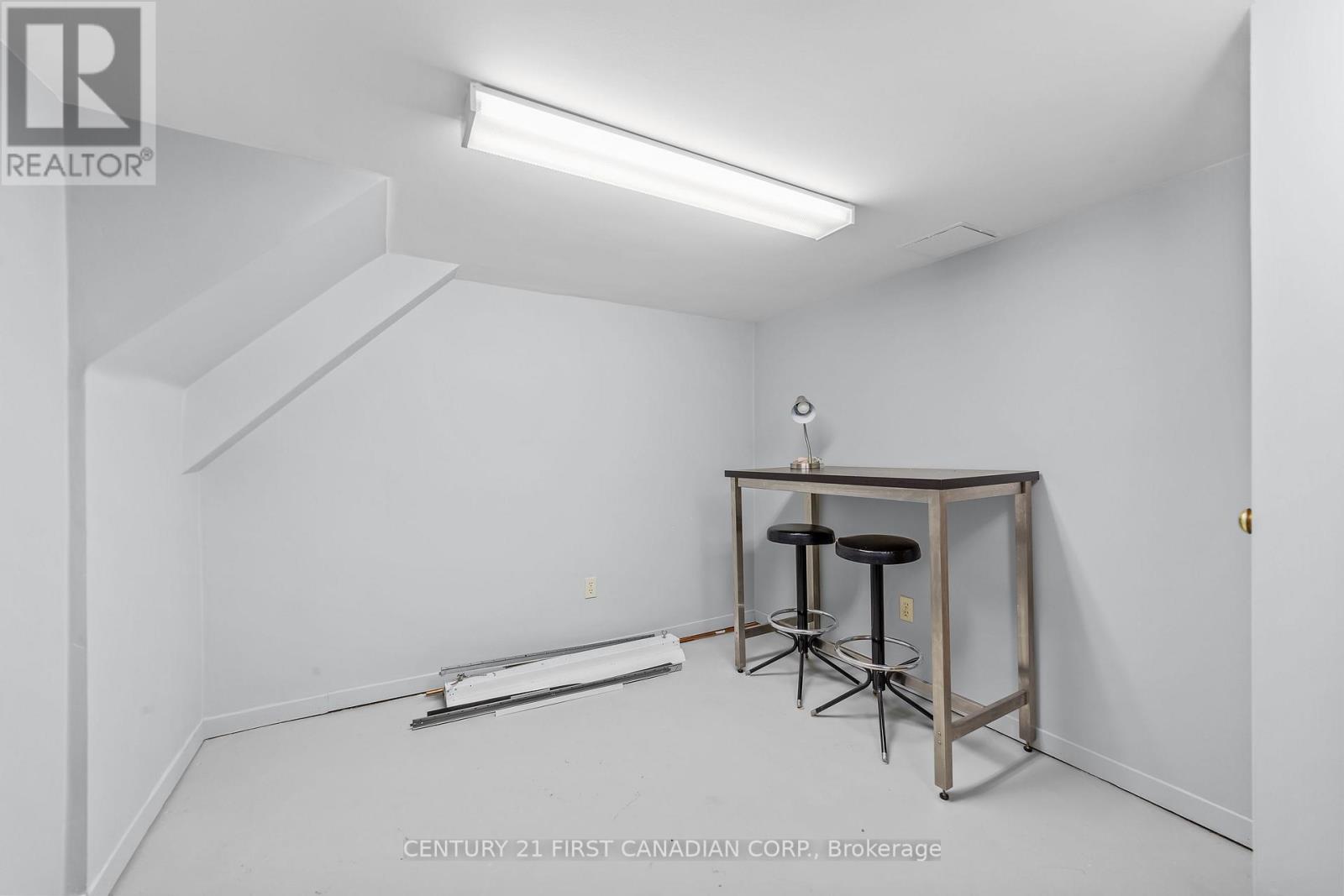 39 Raywood Avenue, London South, Ontario  N6C 1Y6 - Photo 17 - X12959540