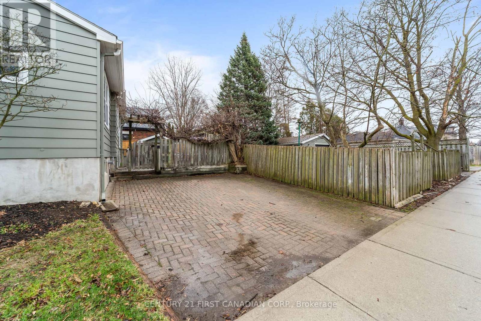 39 Raywood Avenue, London South, Ontario  N6C 1Y6 - Photo 28 - X12959540