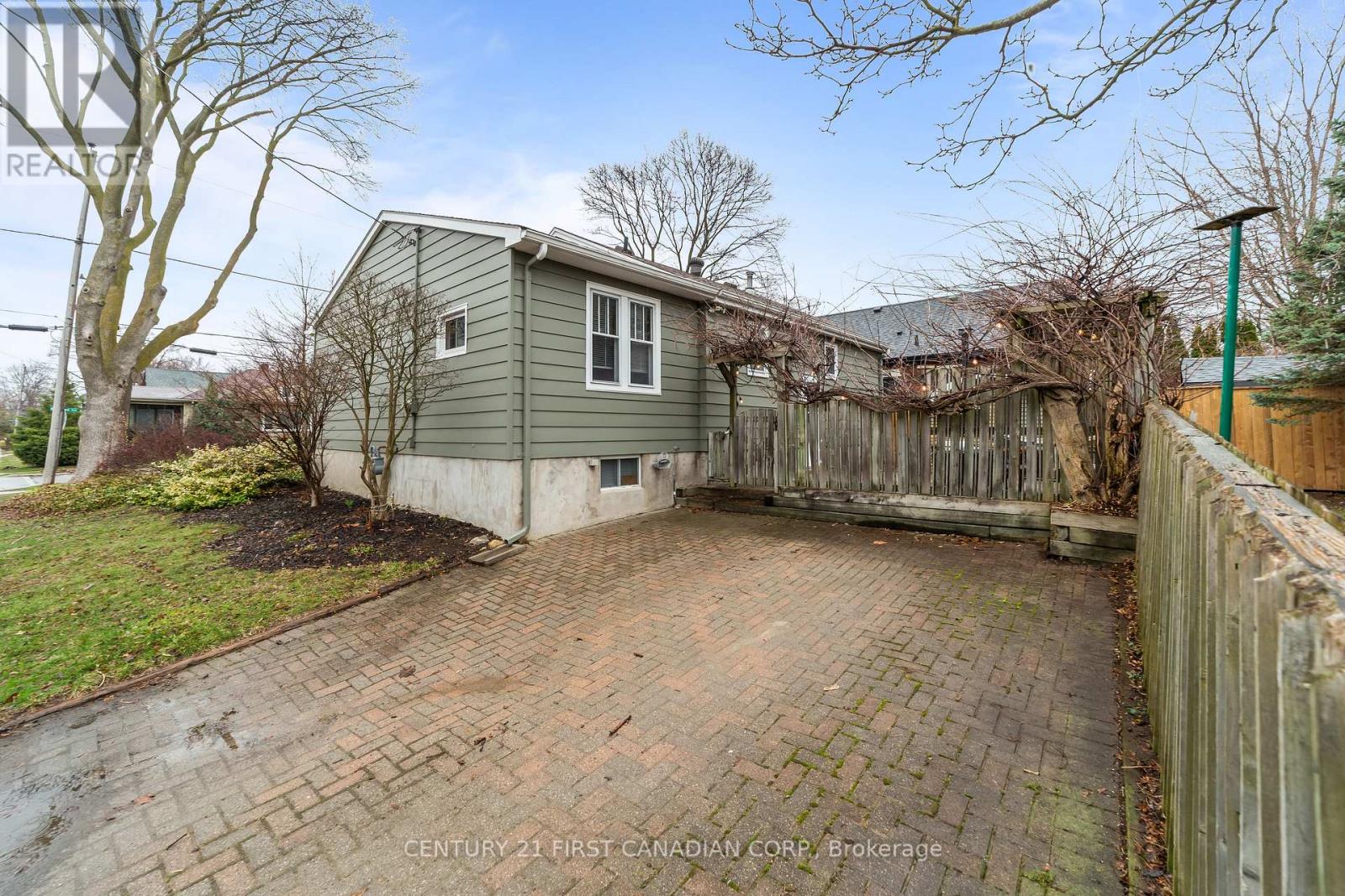 39 Raywood Avenue, London South, Ontario  N6C 1Y6 - Photo 32 - X12959540