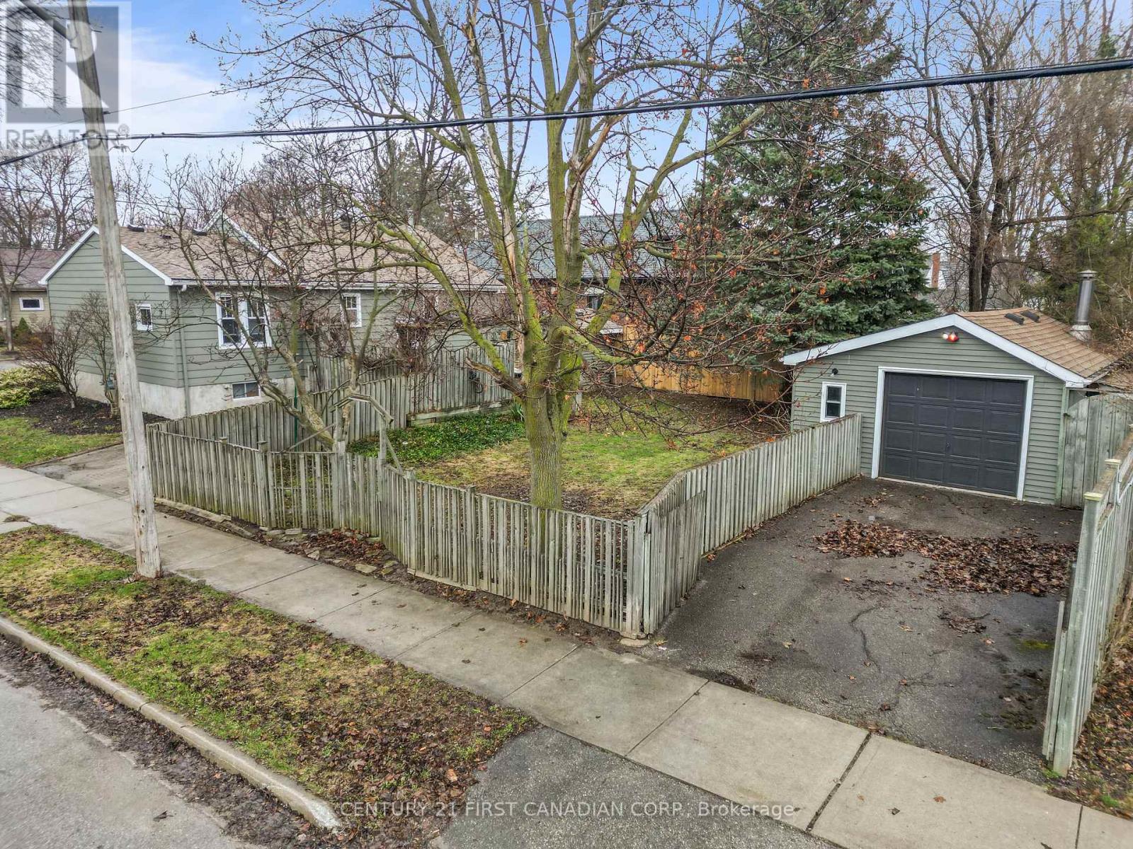 39 Raywood Avenue, London South, Ontario  N6C 1Y6 - Photo 37 - X12959540