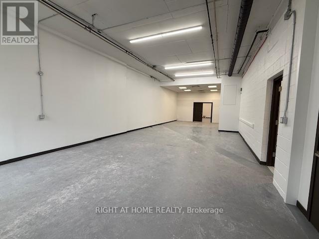 30 C Fordhouse Boulevard, Toronto, Ontario  M8Z 1M6 - Photo 5 - W12615994