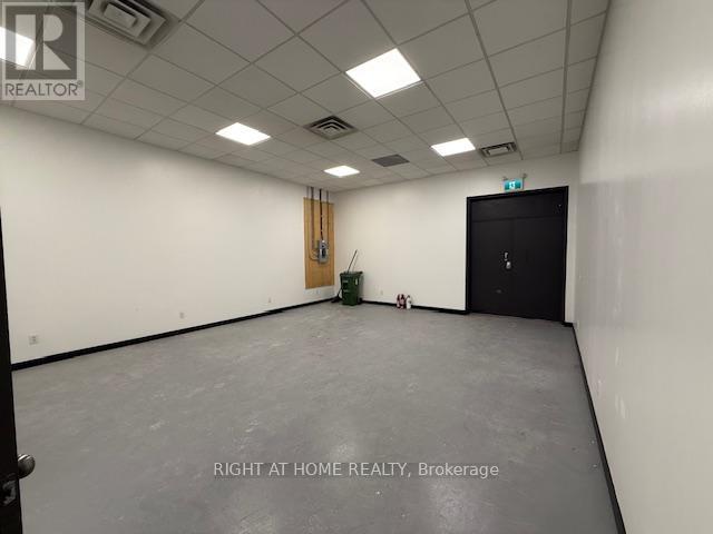 30 C Fordhouse Boulevard, Toronto, Ontario  M8Z 1M6 - Photo 10 - W12615994