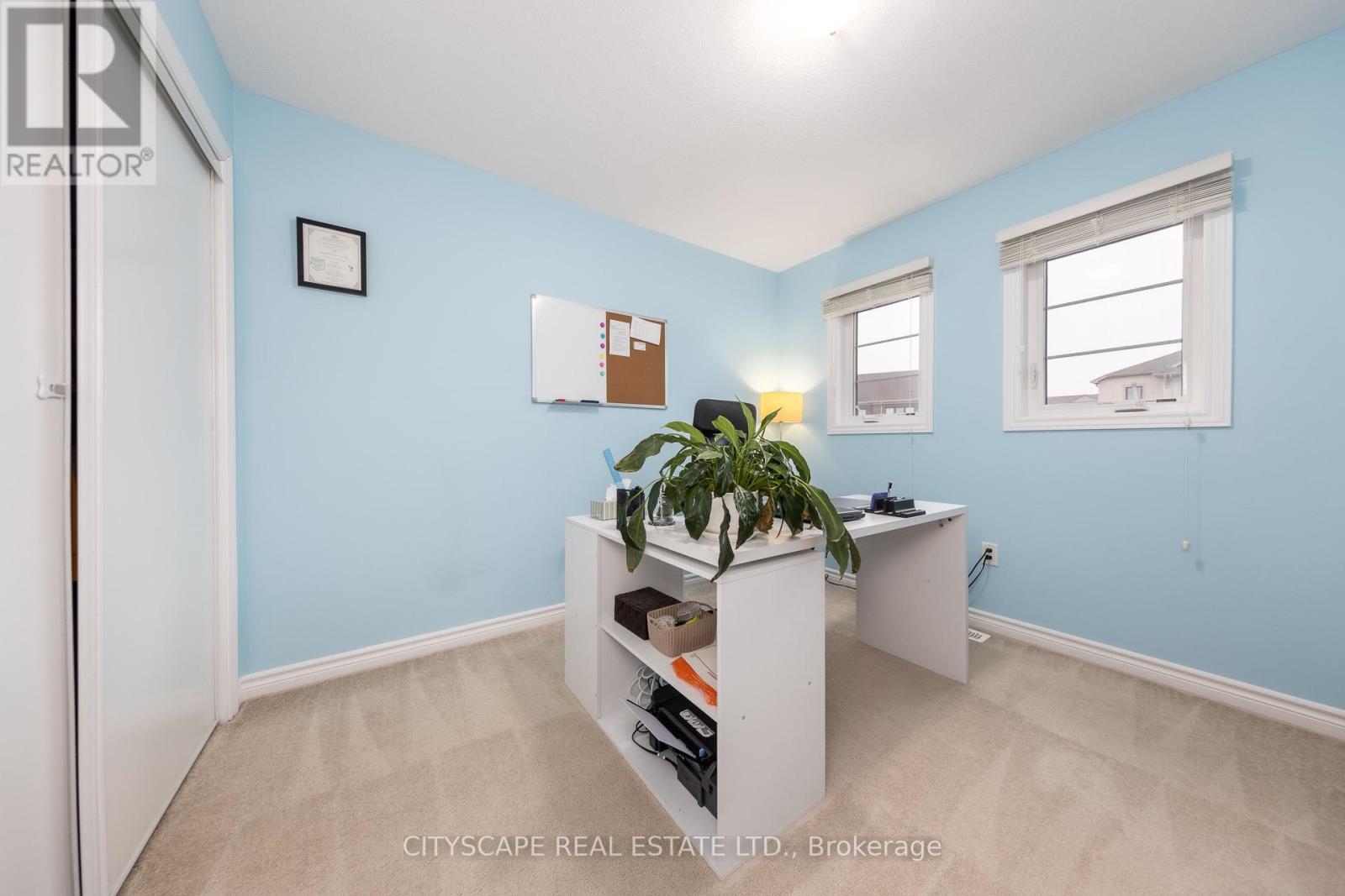 121 Crafter Crescent, Hamilton, Ontario  L8J 0H8 - Photo 27 - X12941810