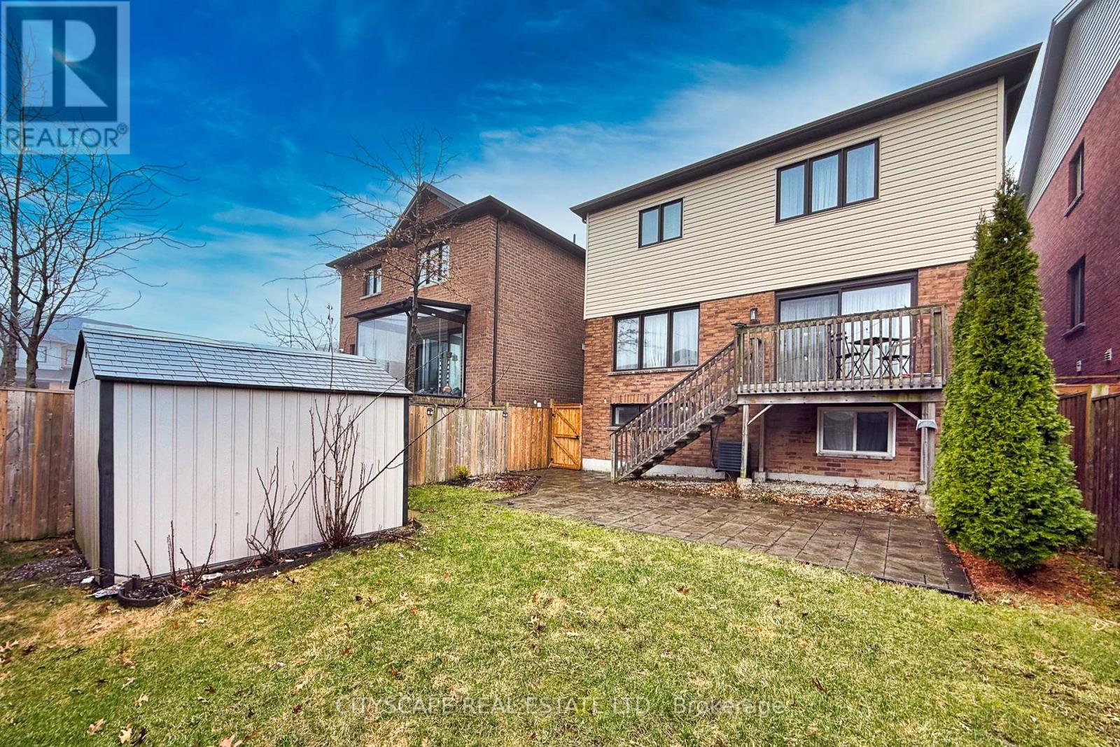 121 Crafter Crescent, Hamilton, Ontario  L8J 0H8 - Photo 48 - X12941810