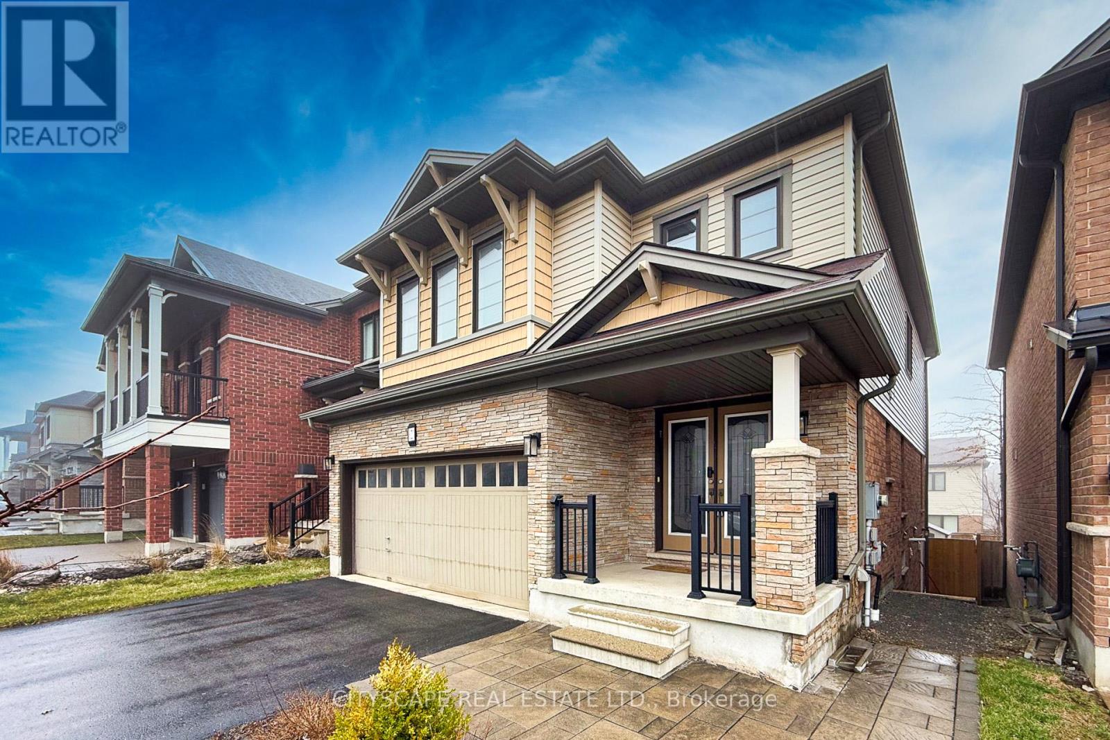 121 Crafter Crescent, Hamilton, Ontario  L8J 0H8 - Photo 2 - X12941810