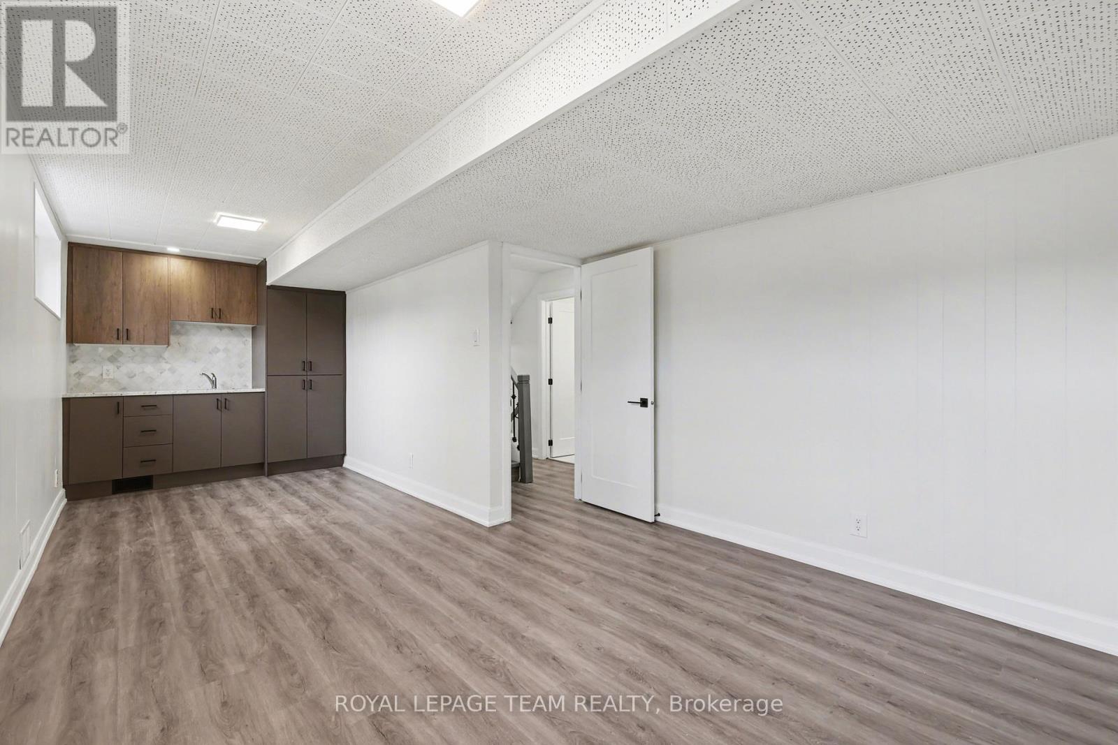 9 Greenwich Avenue, Ottawa, Ontario  K2E 5E7 - Photo 19 - X12959380