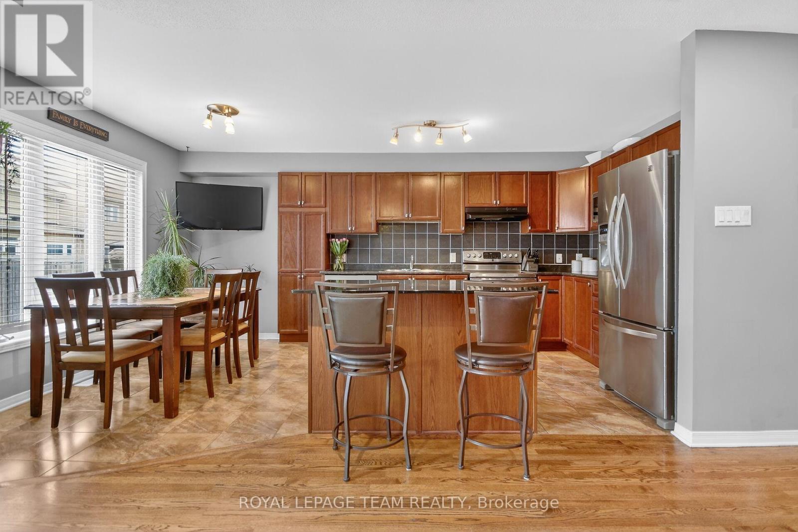 317 Copperfield Crescent, Ottawa, Ontario  K2J 0L2 - Photo 8 - X12959548