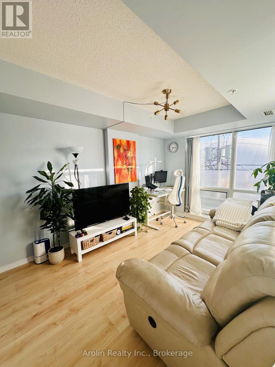 212 - 20 Joe Shuster Way, Toronto, Ontario  M6K 0A3 - Photo 9 - W12959498