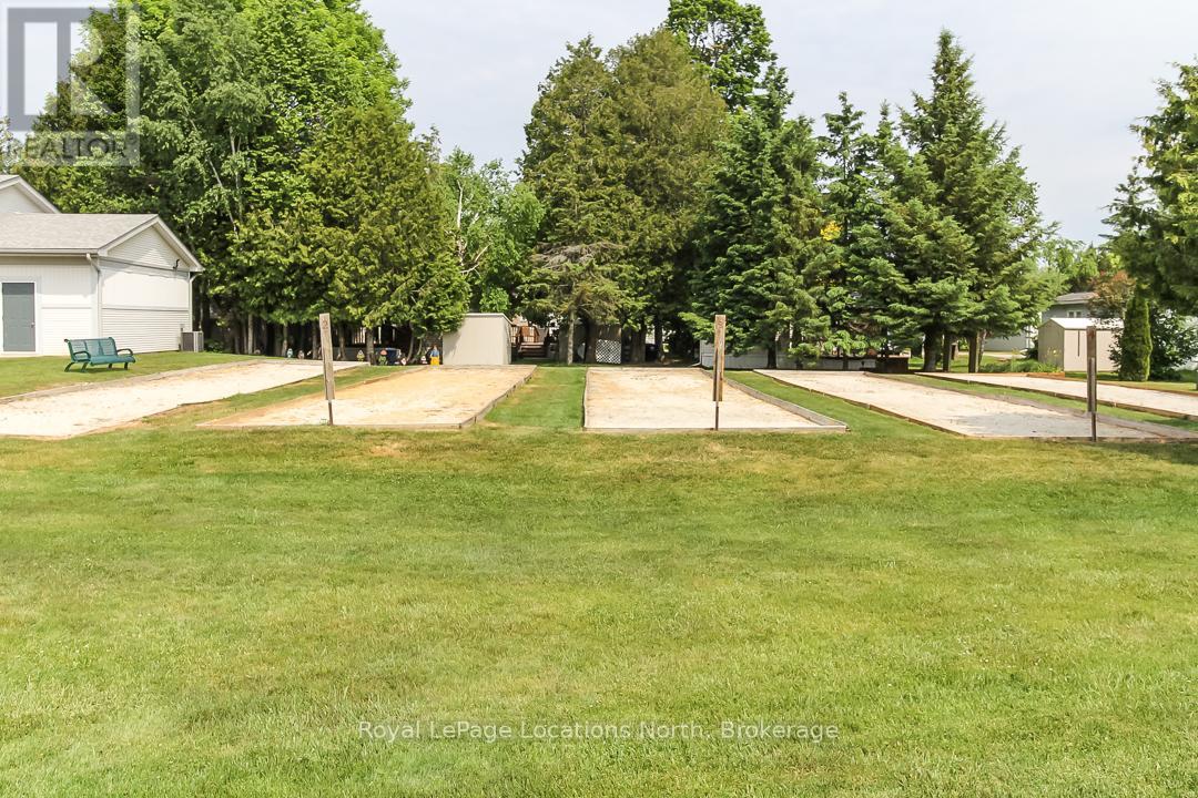 16 New York Avenue, Wasaga Beach, Ontario  L9Z 3A8 - Photo 45 - S12959528