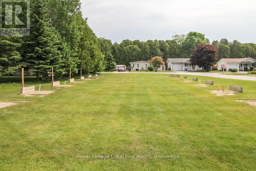 16 New York Avenue, Wasaga Beach, Ontario  L9Z 3A8 - Photo 46 - S12959528