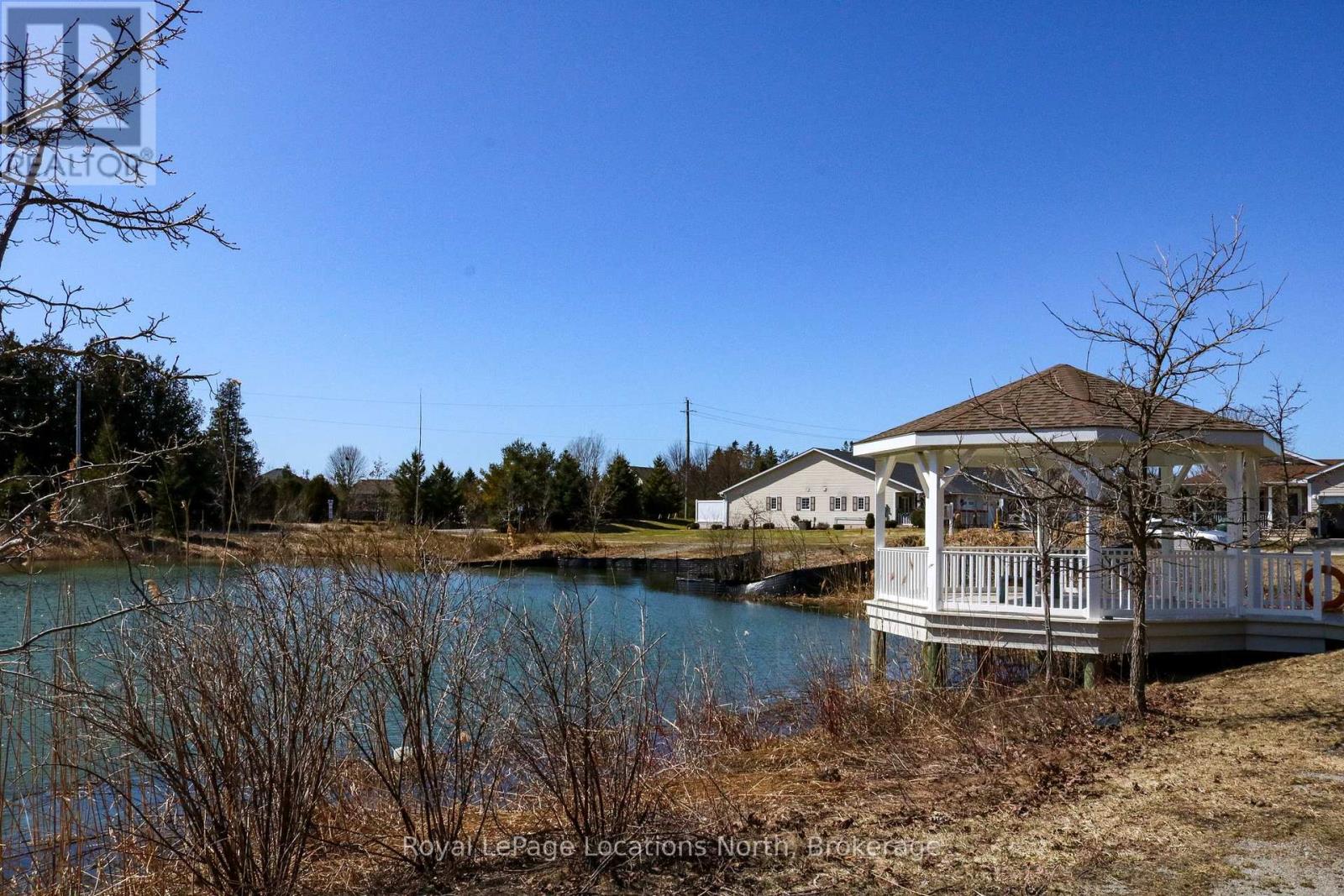 16 New York Avenue, Wasaga Beach, Ontario  L9Z 3A8 - Photo 50 - S12959528