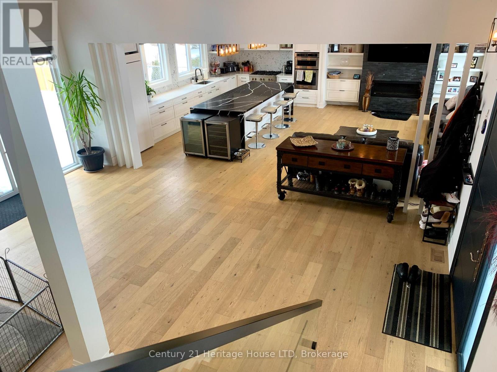 9785 Niagara River Parkway, Niagara Falls, Ontario  L2E 6S6 - Photo 11 - X12959378