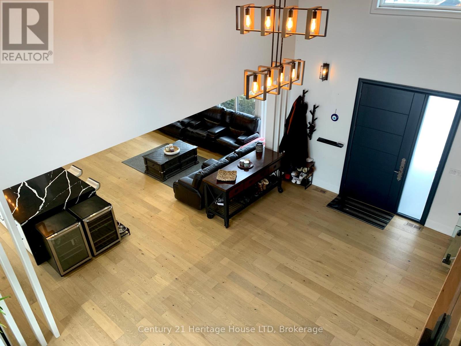 9785 Niagara River Parkway, Niagara Falls, Ontario  L2E 6S6 - Photo 13 - X12959378