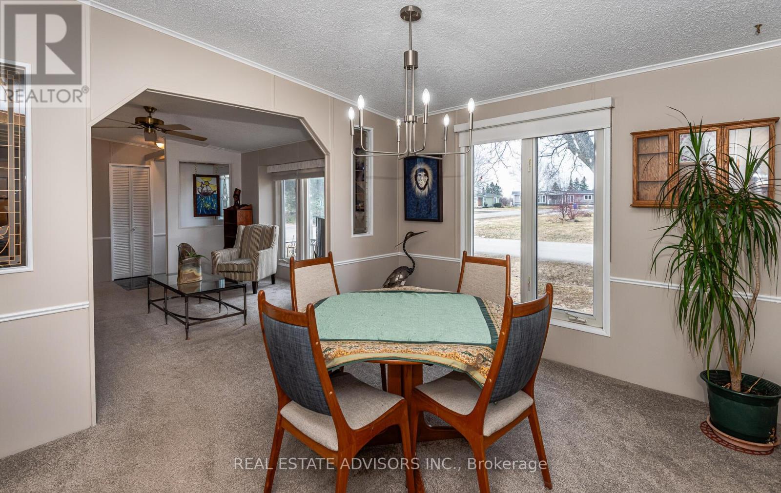 50 Juno Crescent, Georgina, Ontario  L0E 1R0 - Photo 10 - N12940478