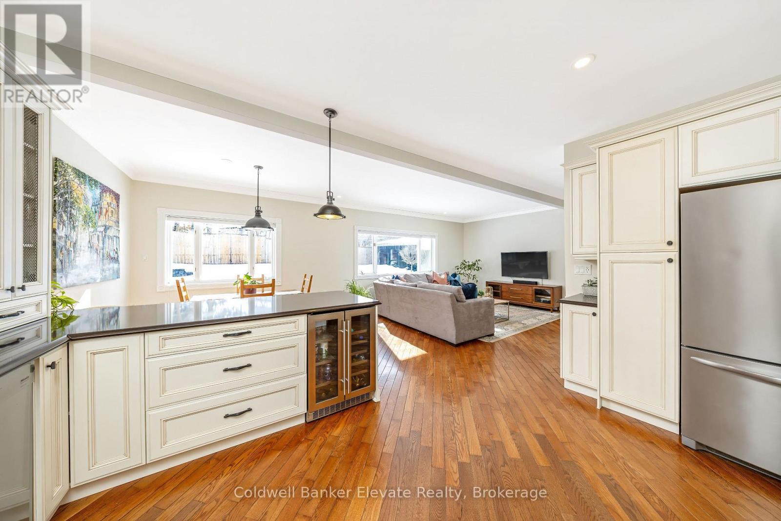 6 Queen Street, Halton Hills, Ontario  L7G 2E4 - Photo 23 - W12909692